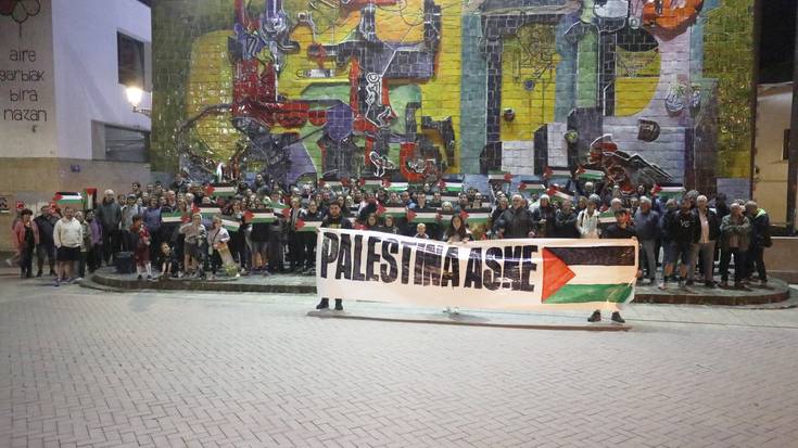 Palestinarekin bat egin dute usurbildarrek