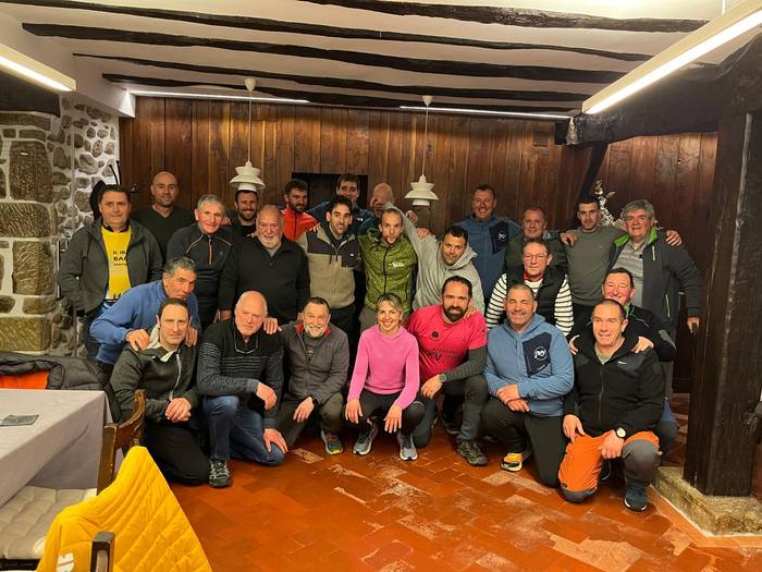 Kuadrilla ederra joan da aurten ere tipi-tapa Arantzazuraino