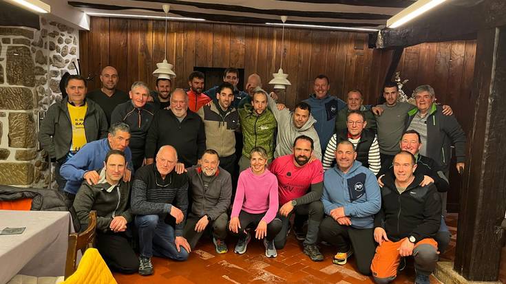 Kuadrilla ederra joan da aurten ere tipi-tapa Arantzazuraino