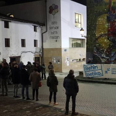 Sareren Bilboko manifestaziora joateko autobus zerbitzua