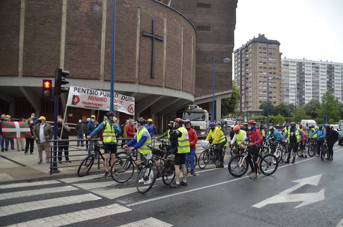 Abian jada, ostiralean gure artera helduko den Gipuzkoako pentsiodunen bizikleta martxa