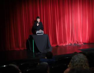 "Sasi guztien gainetik... " gala magikoa bueltan