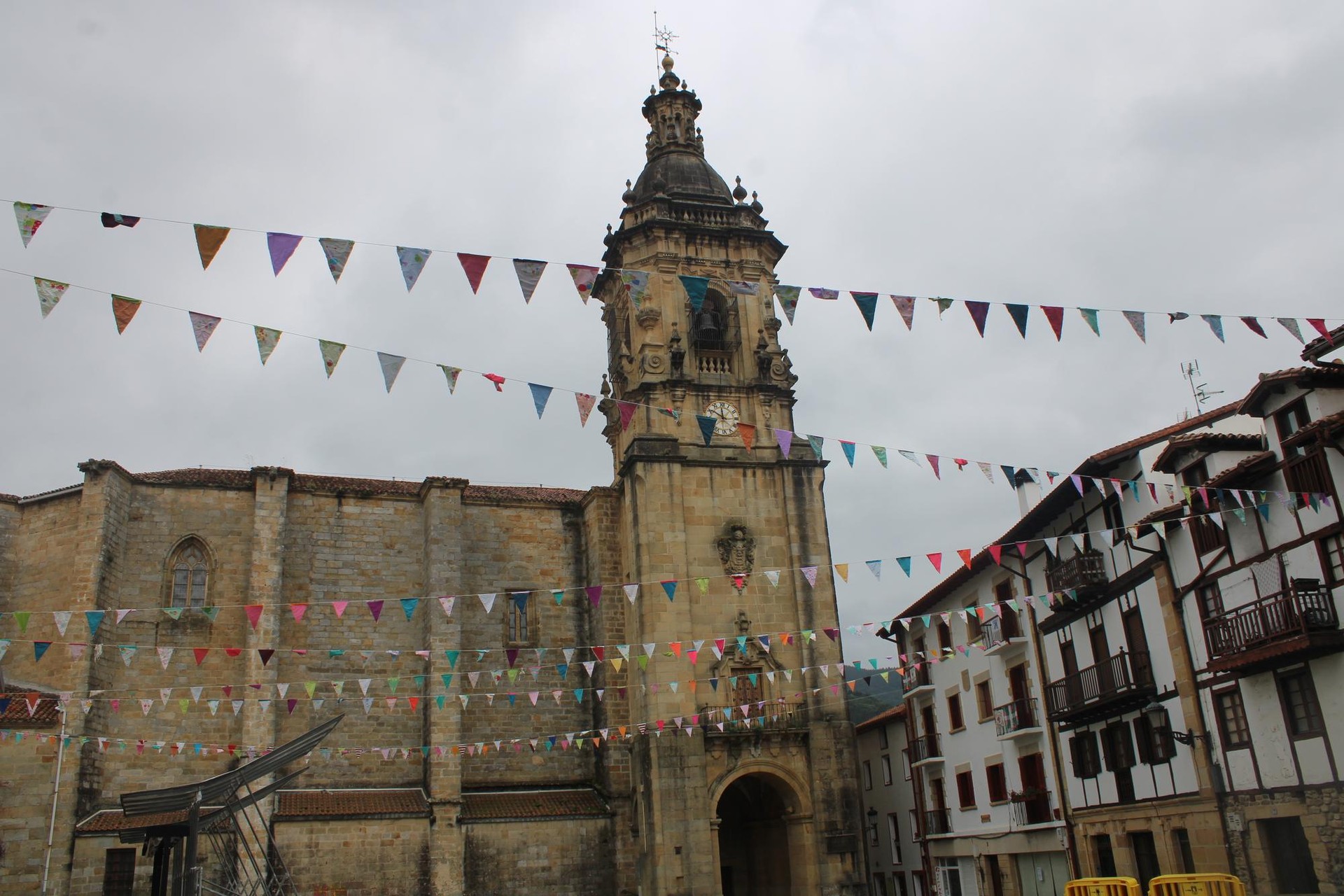 Herria festa girorako prestaketa betean
