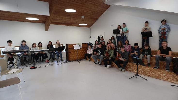 Gabon giroko elkargunea Zumarte, belaunaldi gazte eta helduarentzat