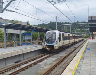 Tren-geltokiko bi nasa berrituak erabilgarri