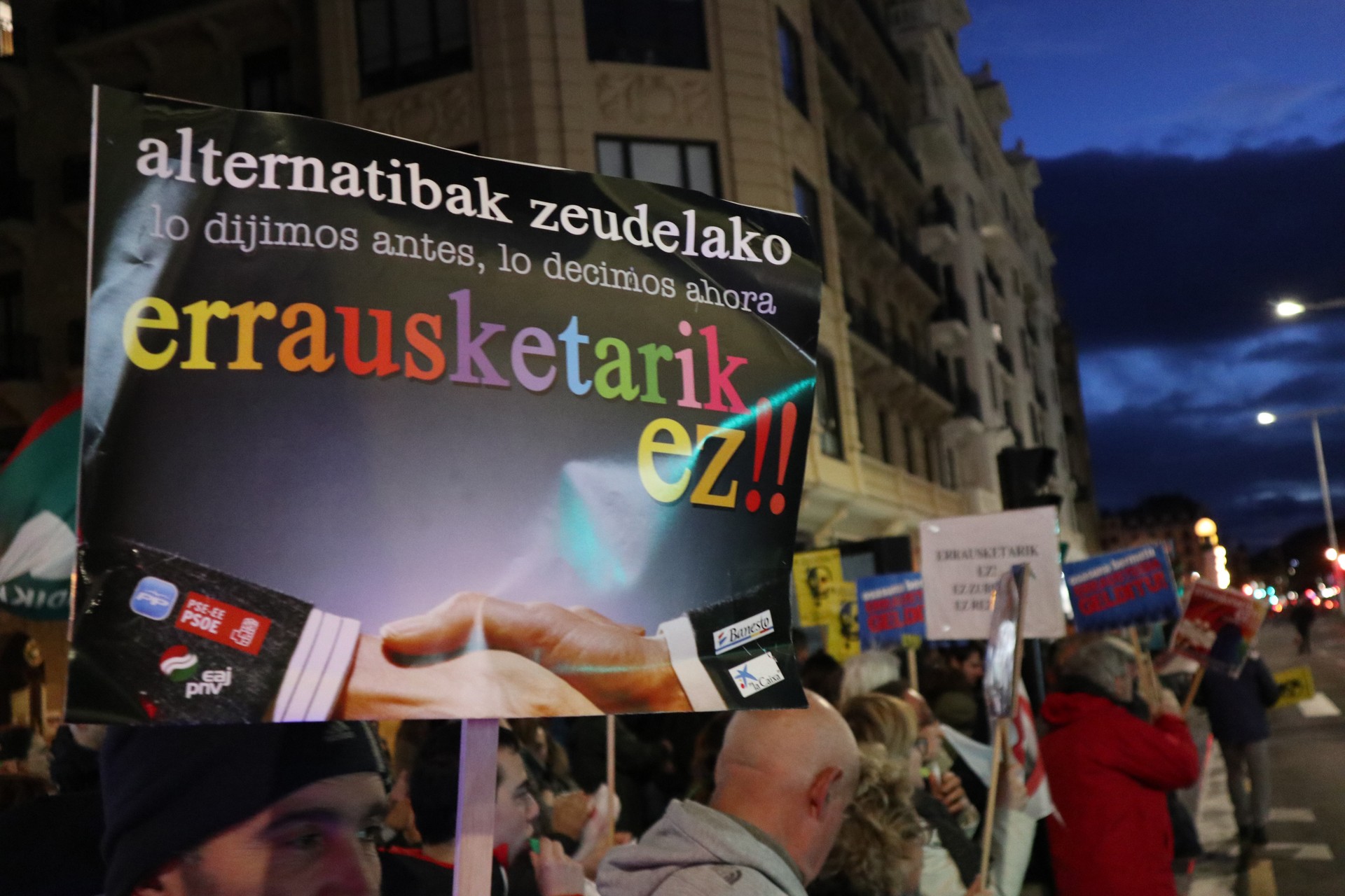 Erraustegiek eragindako minbizi kasuen gorakada argia erakusten duten azterlanak argitaratu ditu OEIT-k