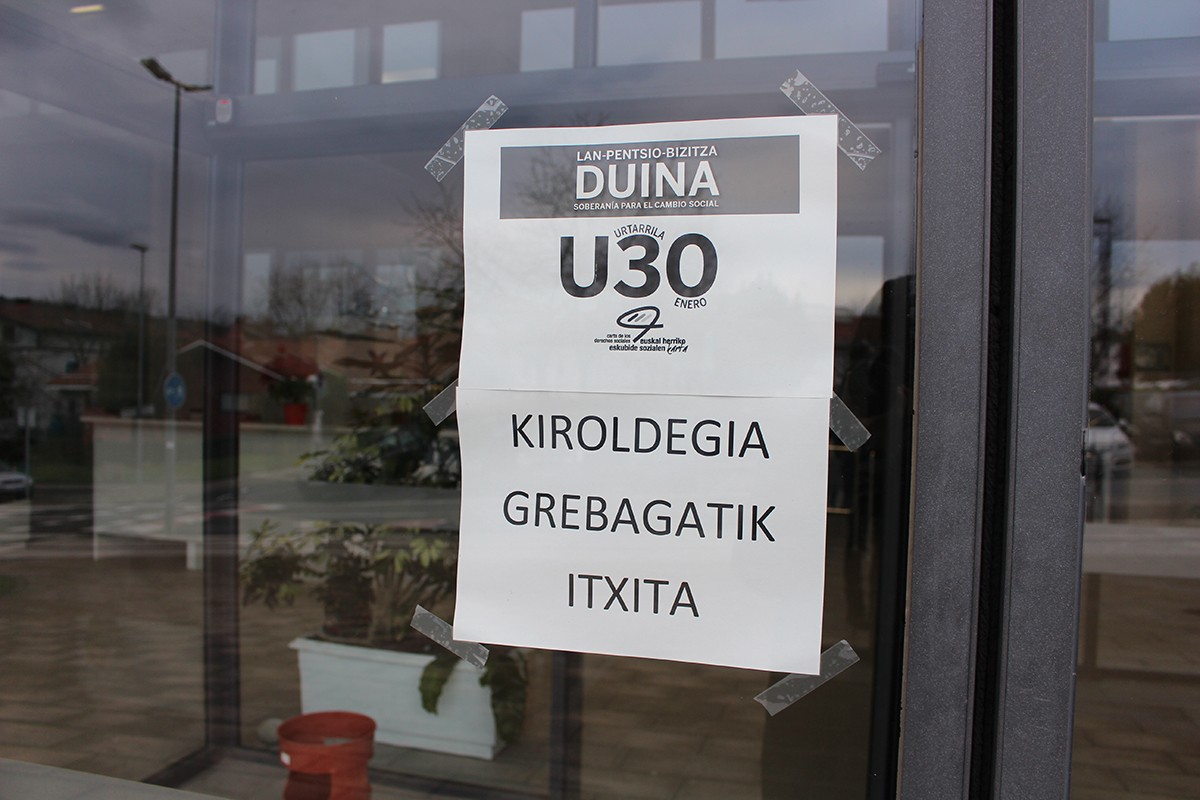 Udal zerbitzuak itxita daude