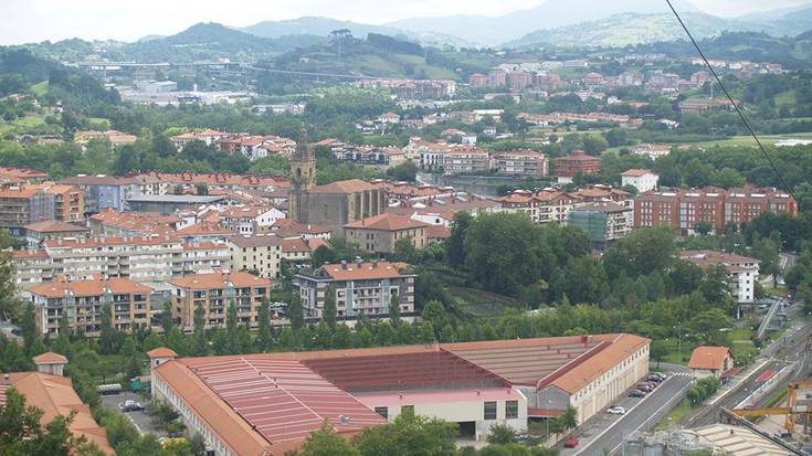 Bi argazki lehiaketetan parte hartzeko aukera