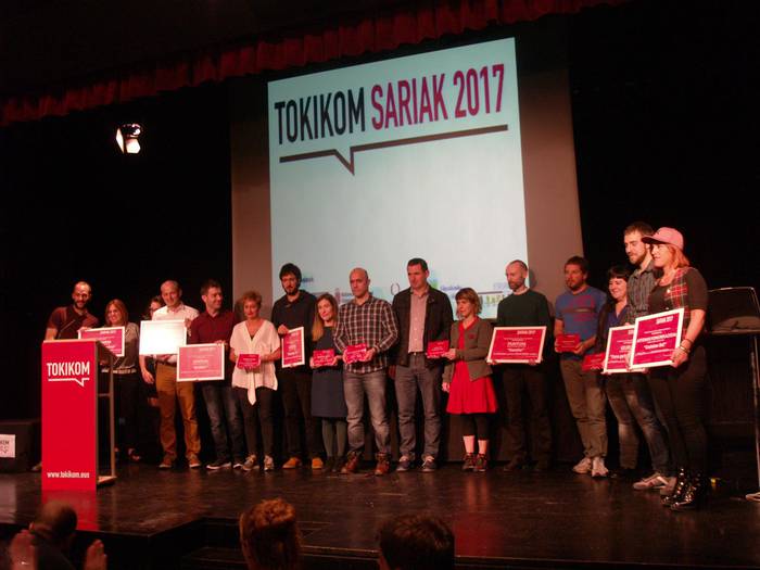 Tokiko hedabideen jardunarentzat sariak