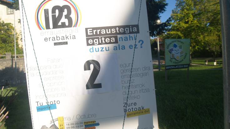 Erraustegiari buruzko galdeketako emaitzak, igande iluntzean
