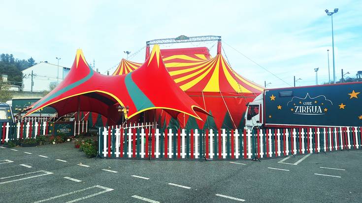 Gure Zirkua lurreratu da Urbilen, hiru asteko bira amaierari ekitear