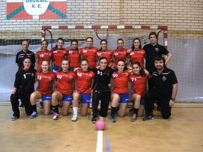 Euskal Ligan lehiatzeko aukera jokoan gaurtik, Usurbil K.E-ko kadete neskek