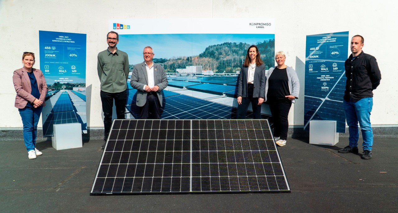 Urbilek 500 eguzki-paneleko instalazio berria inauguratu du