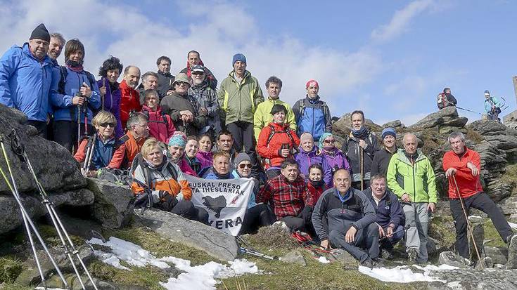 Lizarrusti-Larraitz mendi irteerarako izen ematea ixtear