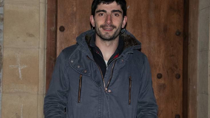 "Herriari bizipoz pixka bat ematearren aurkeztu gara"