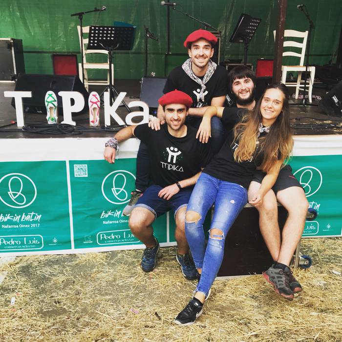 Ttipikak igandean egingo duen grabaziorako jendea behar du