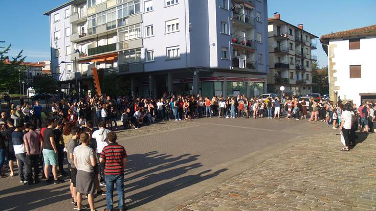 "Hau ez da justizia!" salatu dute usurbildarrek, Sanferminetako erasotzaileak aske utzi berritan