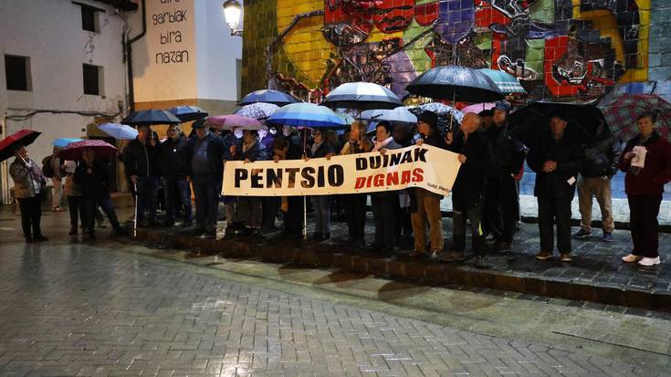 Usurbilgo pentsiodunek larunbateko Donostiako manifestaziora joateko deia egin dute