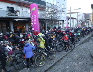 Gaurko alerta laranja tarteko, Irisasi BTT Hotzak Akabatzen probaren amaiera aurreratu dute