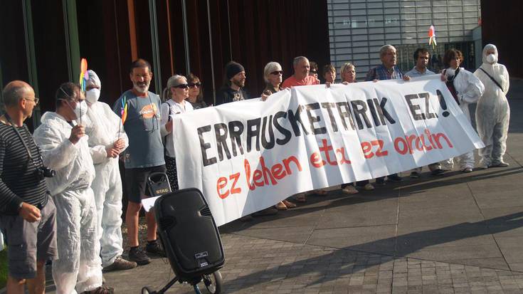 Errausketaren aurkako aldarria, Ahaldun Nagusia hautatuko duen Batzar Nagusietara eraman dute