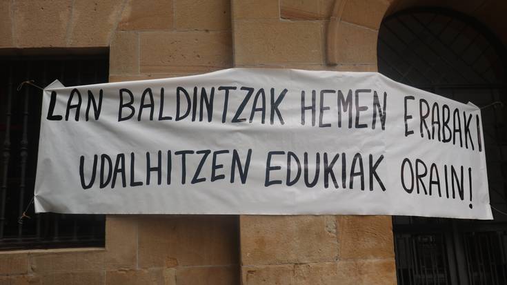 Udal langileak grebara deituko dituzte berriz urriaren 8an