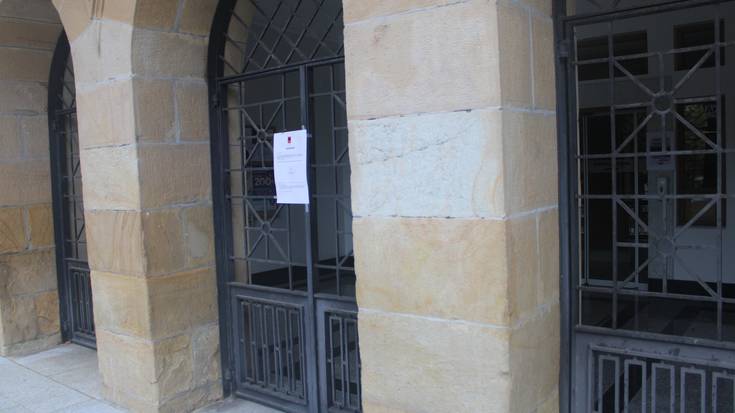Sektore publikoan deitutako greba eguna gaur