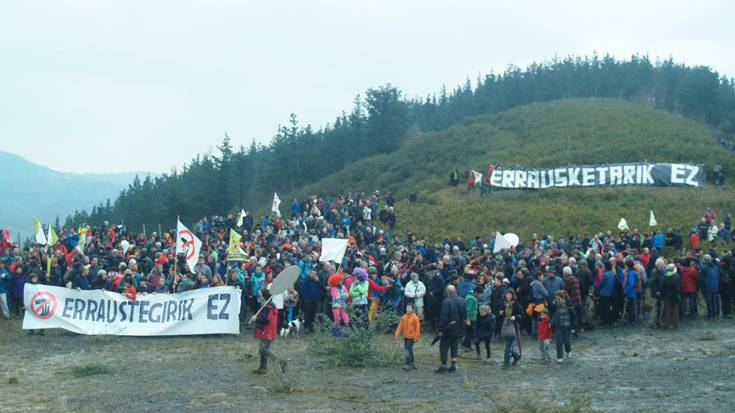 Erraustegiaren aurkako manifestazioa eta herritarren agerraldia, Usurbilgo jaietan