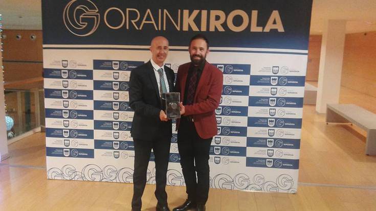 Amador Granadosentzat, Gipuzkoarren Kirolak Saria