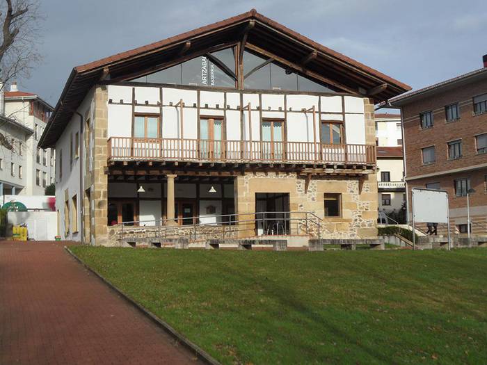 Eguneko arreta zerbitzua jarri dute martxan Artzabalen