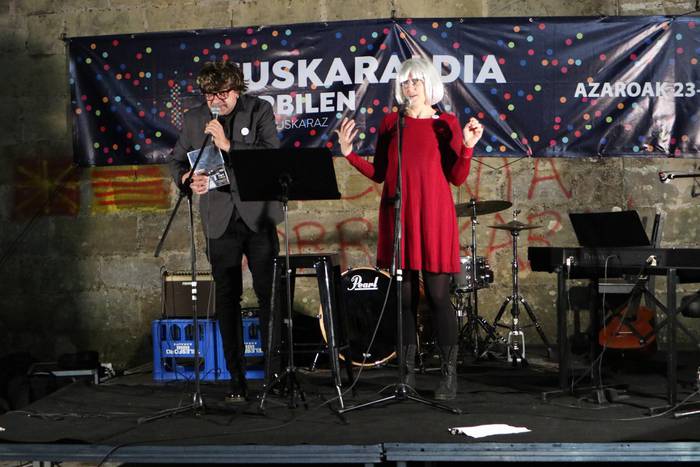 564, Euskaraldiko Tipi Tapa bereziko zenbaki saritua