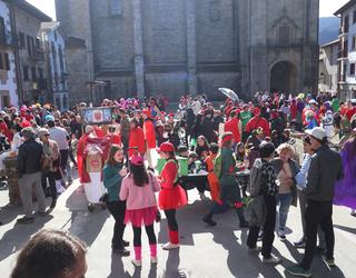 Lehia bizia, inauterietako gaia hautatzeko galdeketaren azken txanpan