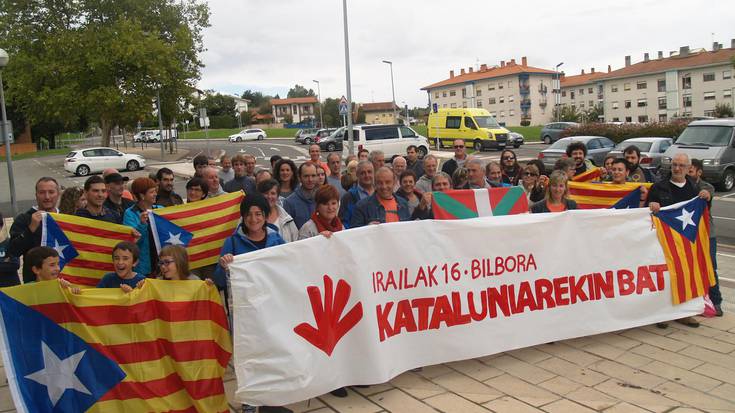 Usurbildarrak ere Kataluniarekin bat