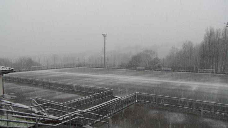 Futbol eta eskubaloi neurketak, hotzaldiaren asteburu honetako kirol agendan