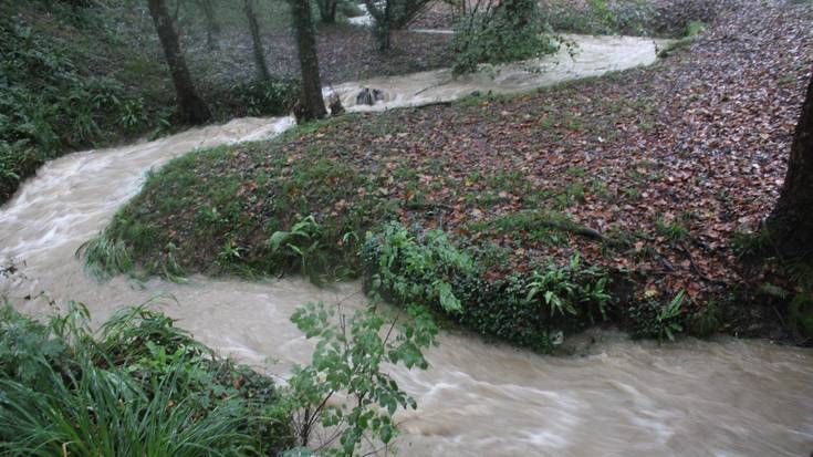 Negu giroko lehen denboraleagatik abisu horian ostiral eguerdira arte