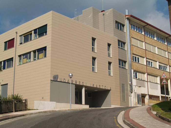 Matrikulazio epea ireki aurretik, Ate Irekien Eguna urtarrilaren 26an Udarregi Ikastolan