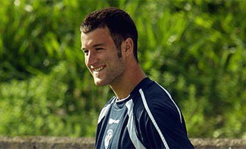 Sarea jada, Imanol Agirretxe Arruti omentzen ari da