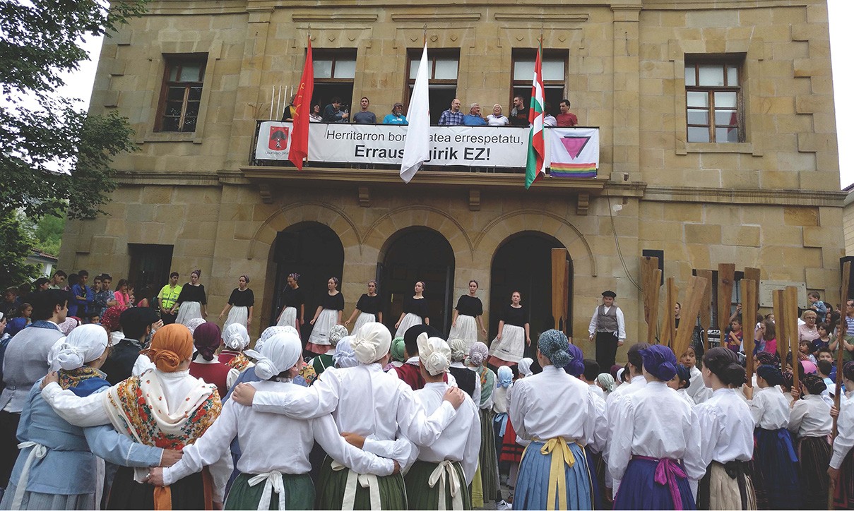 Santixabeletako txupinazoa nork botako duen erabakitzeko garaia heldu da