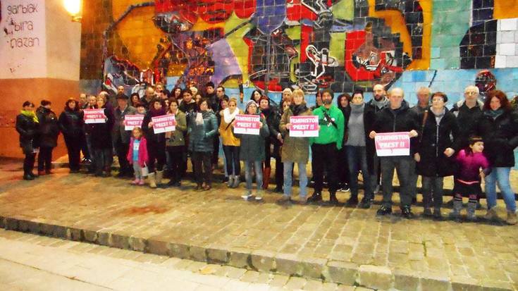 EH-ko Mugimendu Feministak deituriko manifestazio nazionalerako atxikimendu bilketa martxan