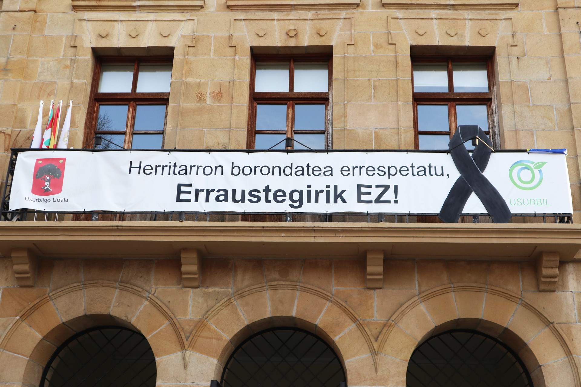 Agurtzane Solaberrieta: "Alboan behar zaituztegu. SOS Usurbil, erraustegia gelditu!"