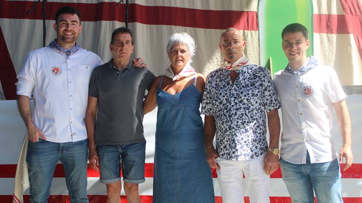 "Gora Usurbil, gora Sagardo eguna!"