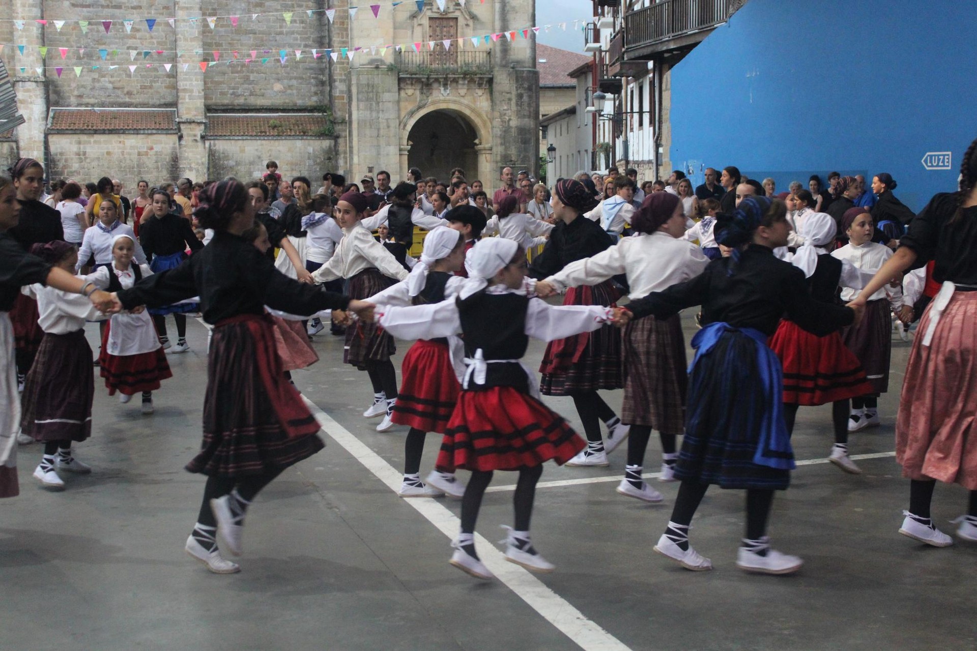 Orbeldi, herri inauteriei eta hamargarren urtemugari begira