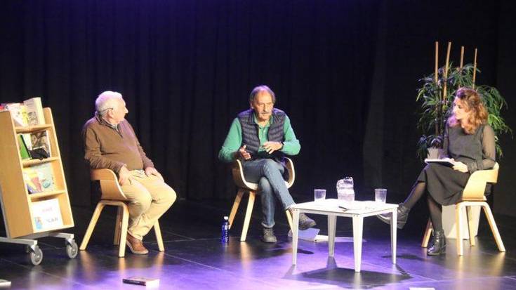 Joseba Sarrionandia partaideen artean izango duen literatura emanaldi musikatua ostiralean