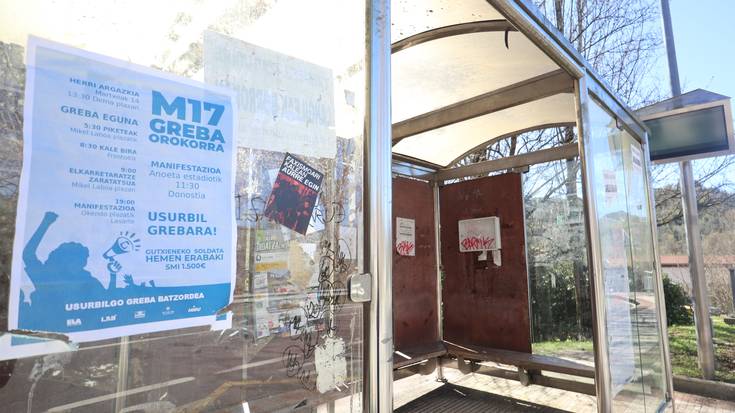 Trenen eta autobusen joan-etorria, gutxieneko zerbitzuetan