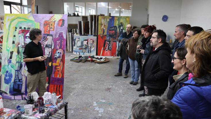 Izen ematea ixtear, Mintzalagunek larunbaterako Zumeta Arte Estudiora antolaturiko txangoan
