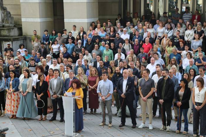 "Batasunetik erantzun beharra dago"