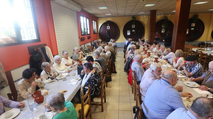 Hamaiketako ederra, San Praixkuren omenez