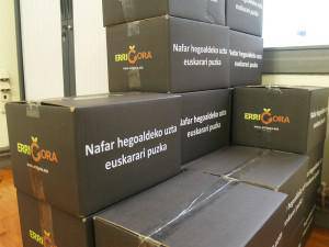 Errigorako elkartasun saskiak, heldu ahala eramaten