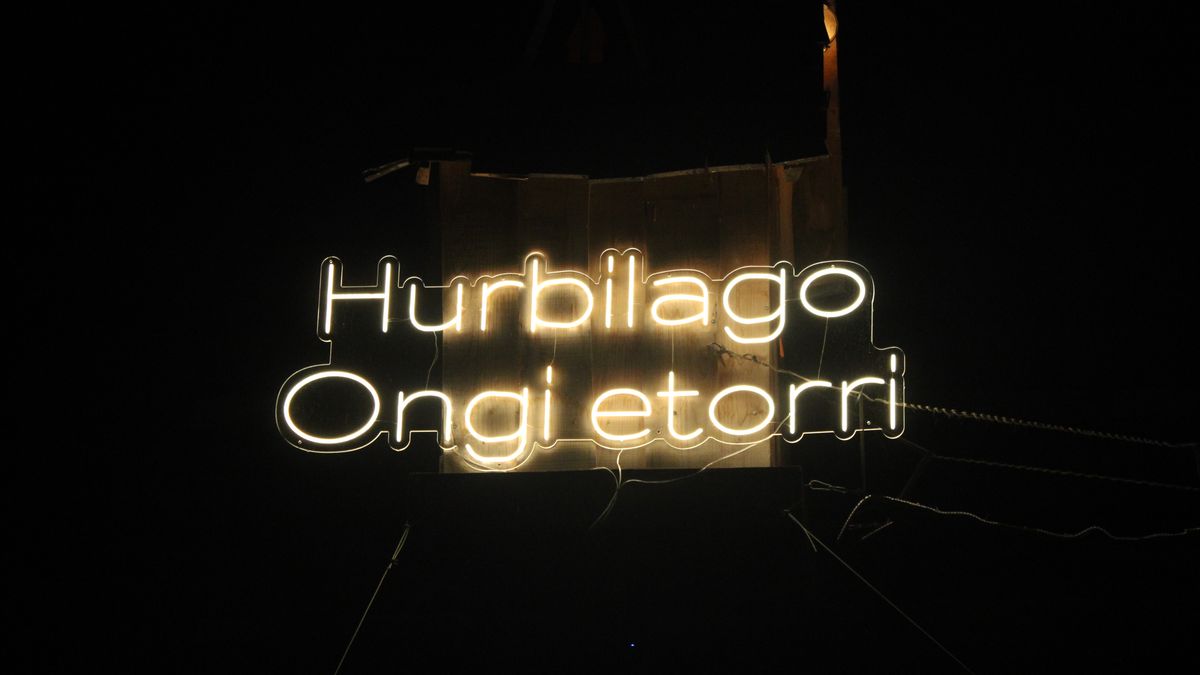 Hurbilagoren eremua ere argiztatua eguberriotan baita ohi baino auzo gehiago ere