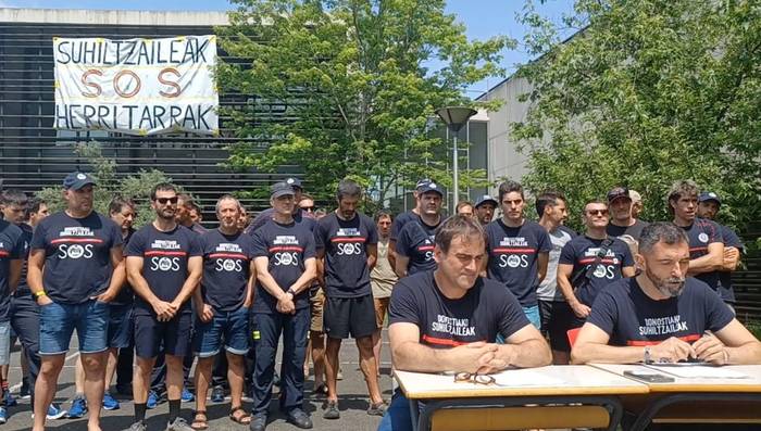 Donostiako suhiltzaileek udalaren proposamena onartu dute