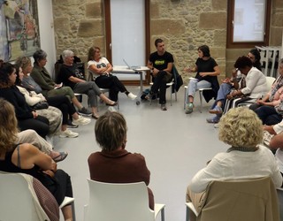 Egungo egoera eta hurrengo urratsak hizpide, Usurbilgo Afari Solidarioen taldearen asanbladan